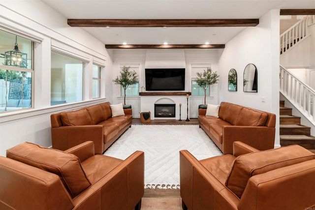 587 Gateway Lane, San Marcos, CA 92078