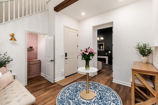 587 Gateway Lane, San Marcos, CA 92078