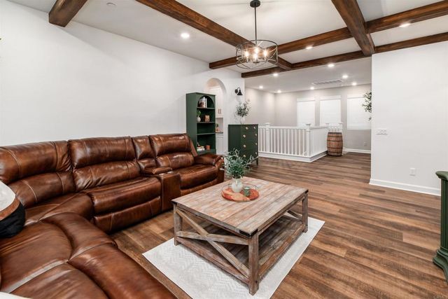 587 Gateway Lane, San Marcos, CA 92078