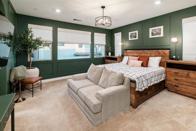 587 Gateway Lane, San Marcos, CA 92078