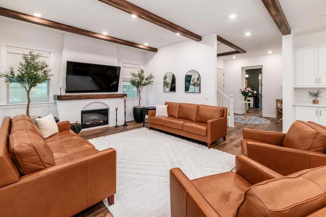 587 Gateway Lane, San Marcos, CA 92078