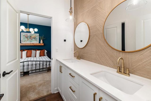 587 Gateway Lane, San Marcos, CA 92078