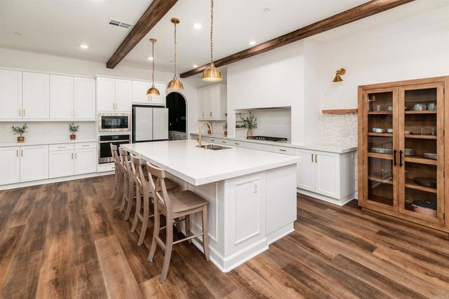 587 Gateway Lane, San Marcos, CA 92078