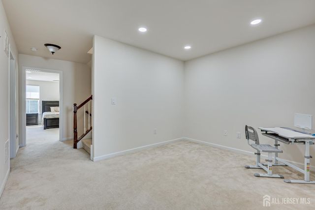 14 Hyacinth Lane, Monroe, NJ 08831