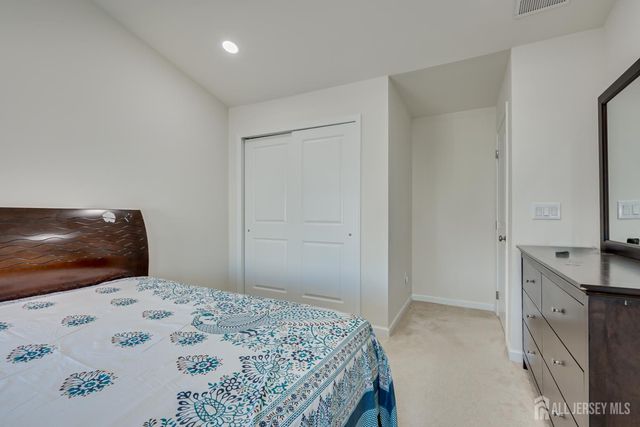 14 Hyacinth Lane, Monroe, NJ 08831