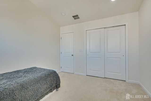 14 Hyacinth Lane, Monroe, NJ 08831