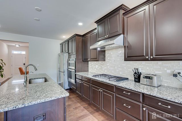 14 Hyacinth Lane, Monroe, NJ 08831