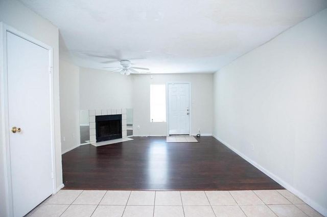 12668 Windsor Village Drive 2668, Houston, TX 77071