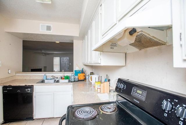 12668 Windsor Village Drive 2668, Houston, TX 77071