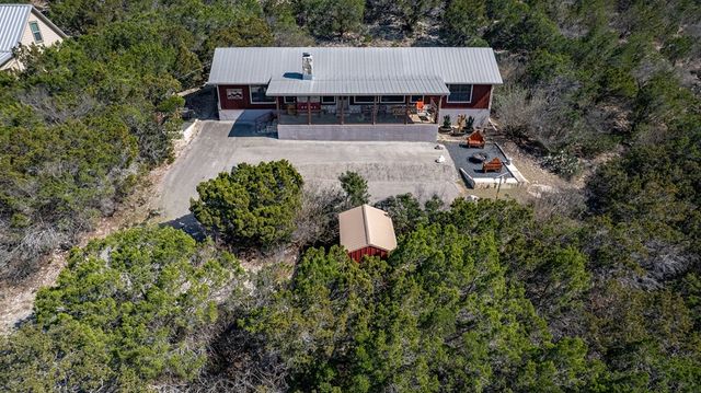 416 Canyon Oaks Dr, Concan, TX 78838