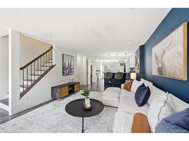 9850 W Stanford Ave B, Littleton, CO 80123
