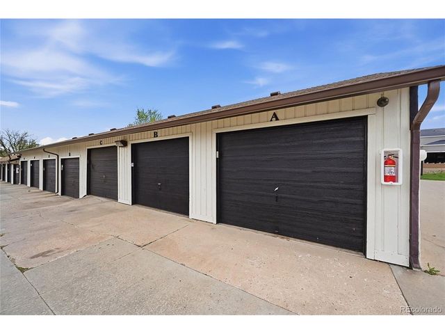 9850 W Stanford Ave B, Littleton, CO 80123