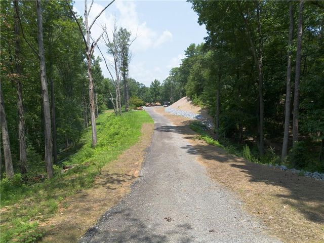 4650 Twin Pines Road SE, Acworth, GA 30102