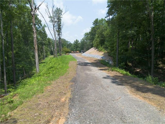 4650 Twin Pines Road SE, Acworth, GA 30102