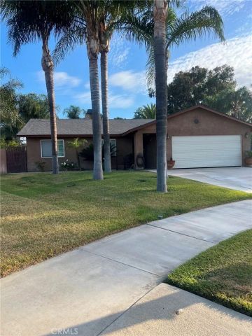 1191 Mountain View, Colton, CA 92324