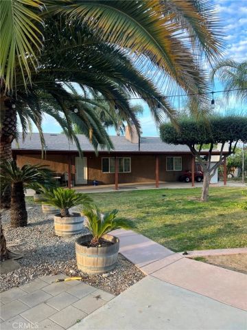 1191 Mountain View, Colton, CA 92324