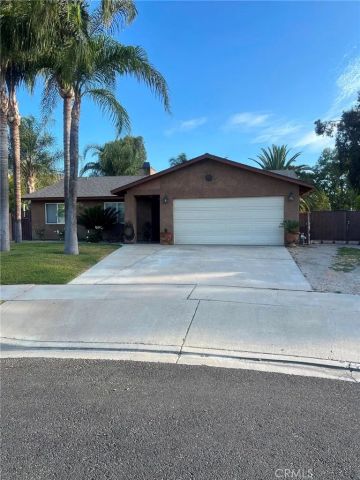 1191 Mountain View, Colton, CA 92324