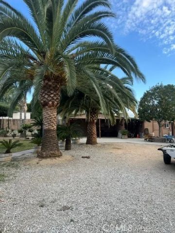 1191 Mountain View, Colton, CA 92324
