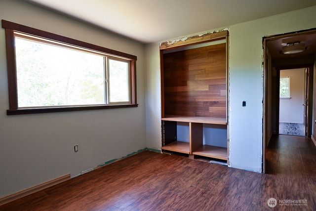 14323 12th Avenue SW, Burien, WA 98166