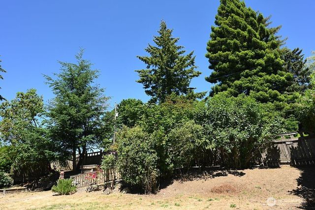 14323 12th Avenue SW, Burien, WA 98166