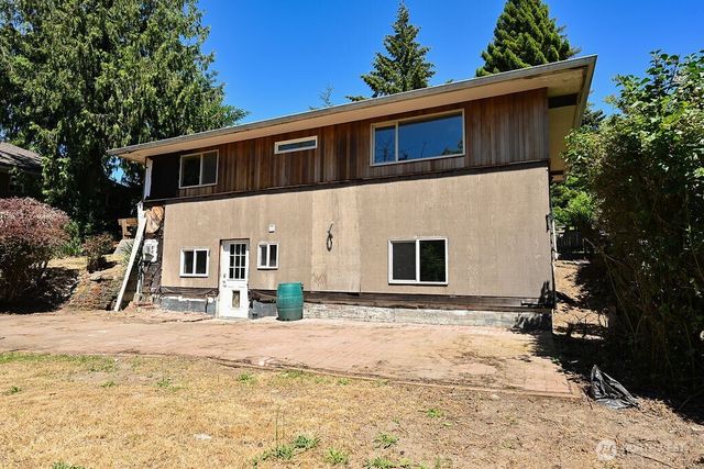 14323 12th Avenue SW, Burien, WA 98166