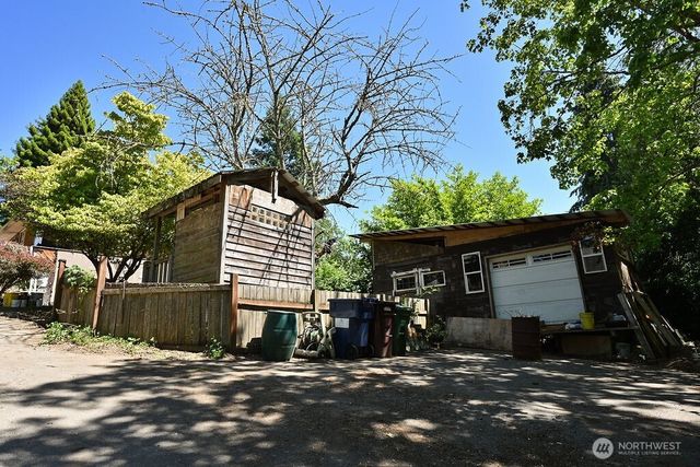 14323 12th Avenue SW, Burien, WA 98166
