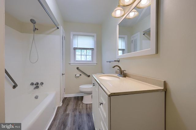 1571 NORTH DRIVE, York, PA 17408