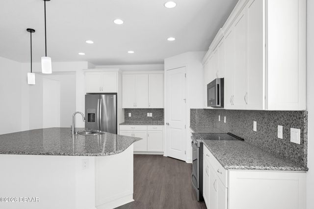 726 Margaritaville Avenue, Daytona Beach, FL 32124