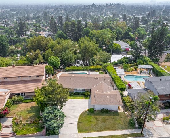 24221 Hatteras Street, Woodland Hills, CA 91367