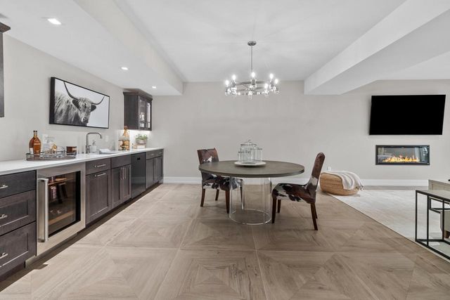 555 N Boulder Ridge DRIVE, Lake Geneva, WI 53147