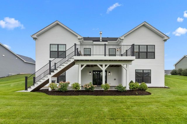 555 N Boulder Ridge DRIVE, Lake Geneva, WI 53147