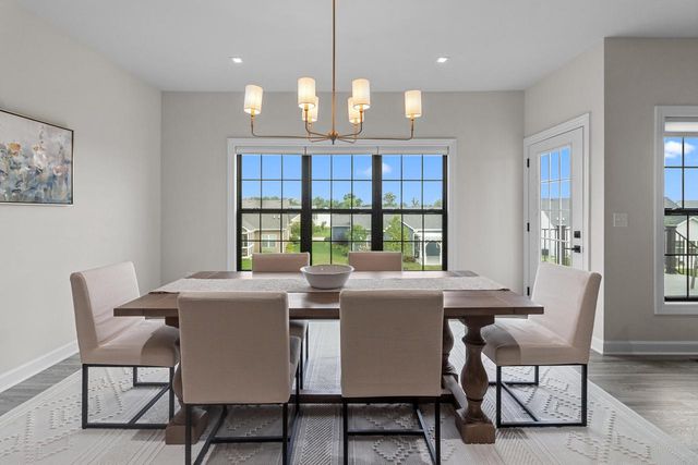 555 N Boulder Ridge DRIVE, Lake Geneva, WI 53147