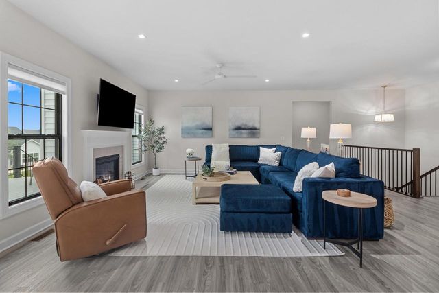 555 N Boulder Ridge DRIVE, Lake Geneva, WI 53147