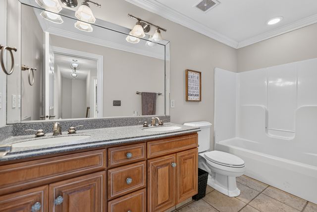 2843 APPLEWOOD Lane, Rockford, IL 61114