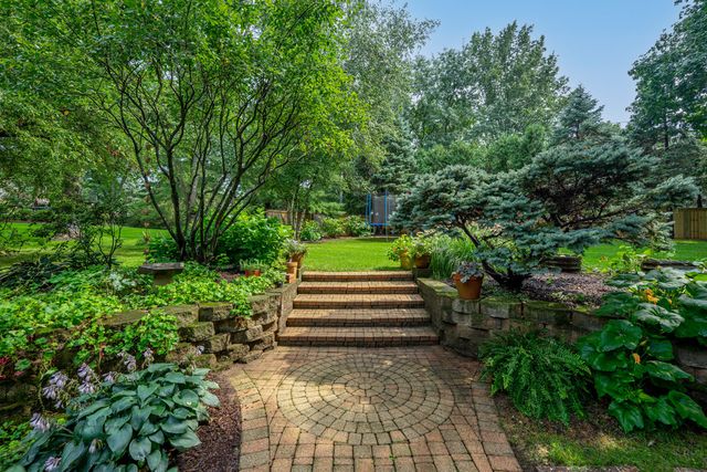 2843 APPLEWOOD Lane, Rockford, IL 61114