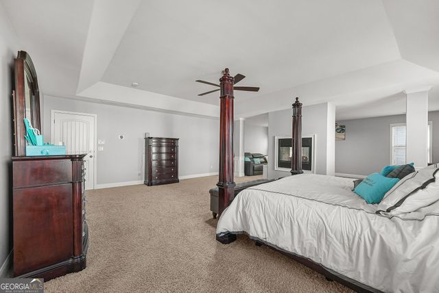 3831 Lake Haven Way, Atlanta, GA 30331