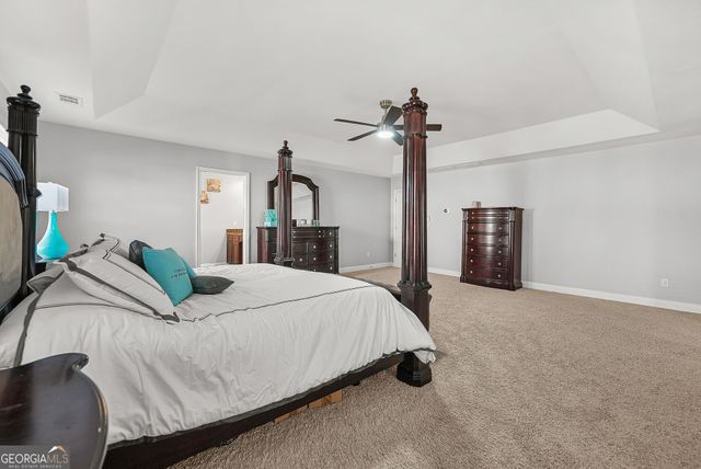 3831 Lake Haven Way, Atlanta, GA 30331