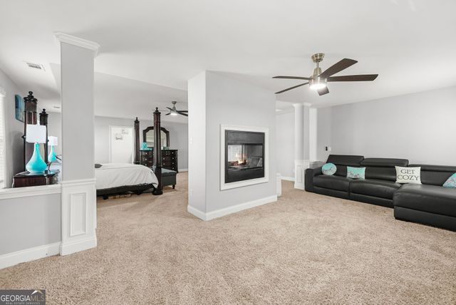 3831 Lake Haven Way, Atlanta, GA 30331