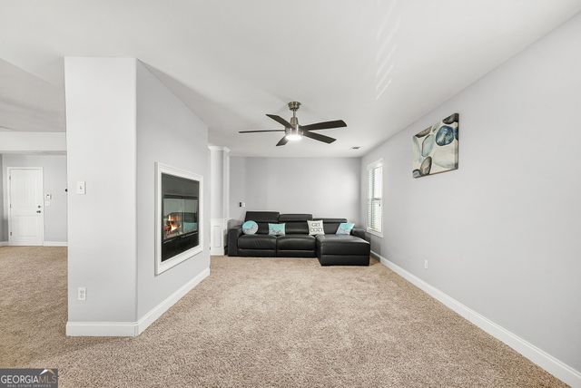 3831 Lake Haven Way, Atlanta, GA 30331
