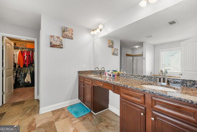 3831 Lake Haven Way, Atlanta, GA 30331