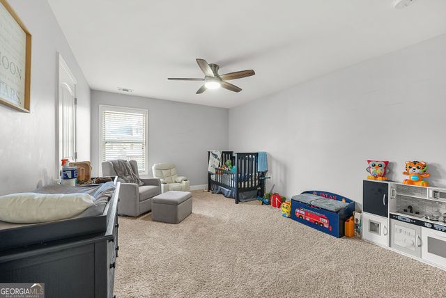3831 Lake Haven Way, Atlanta, GA 30331