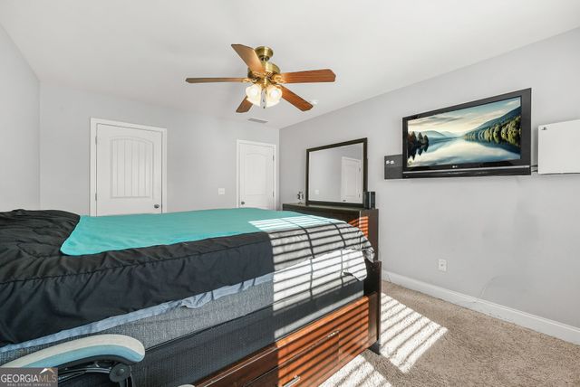 3831 Lake Haven Way, Atlanta, GA 30331