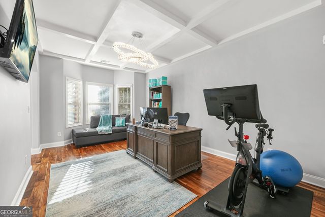 3831 Lake Haven Way, Atlanta, GA 30331