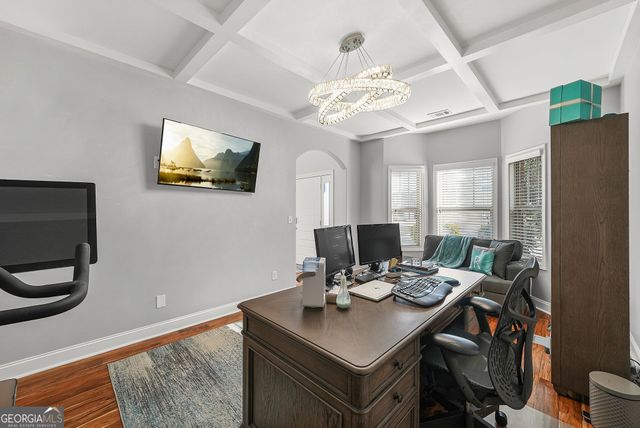 3831 Lake Haven Way, Atlanta, GA 30331