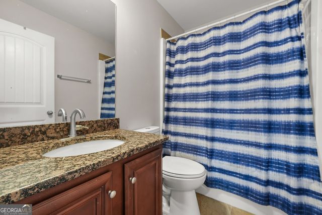 3831 Lake Haven Way, Atlanta, GA 30331