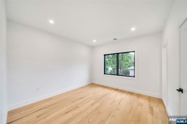 412 Tappan Road, Northvale, NJ 07647