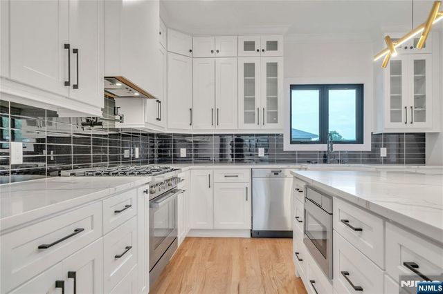 412 Tappan Road, Northvale, NJ 07647