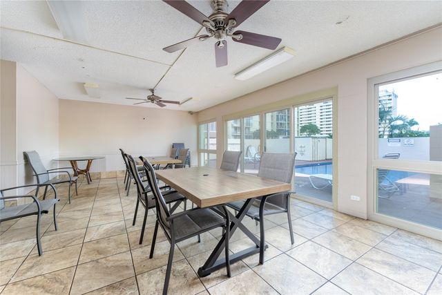 909 Ala Nanala Street 503, Honolulu, HI 96818