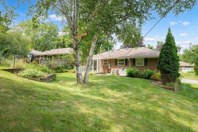 2342 11th Avenue NW, Rochester, MN 55901