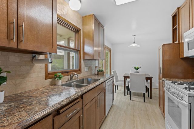2342 11th Avenue NW, Rochester, MN 55901